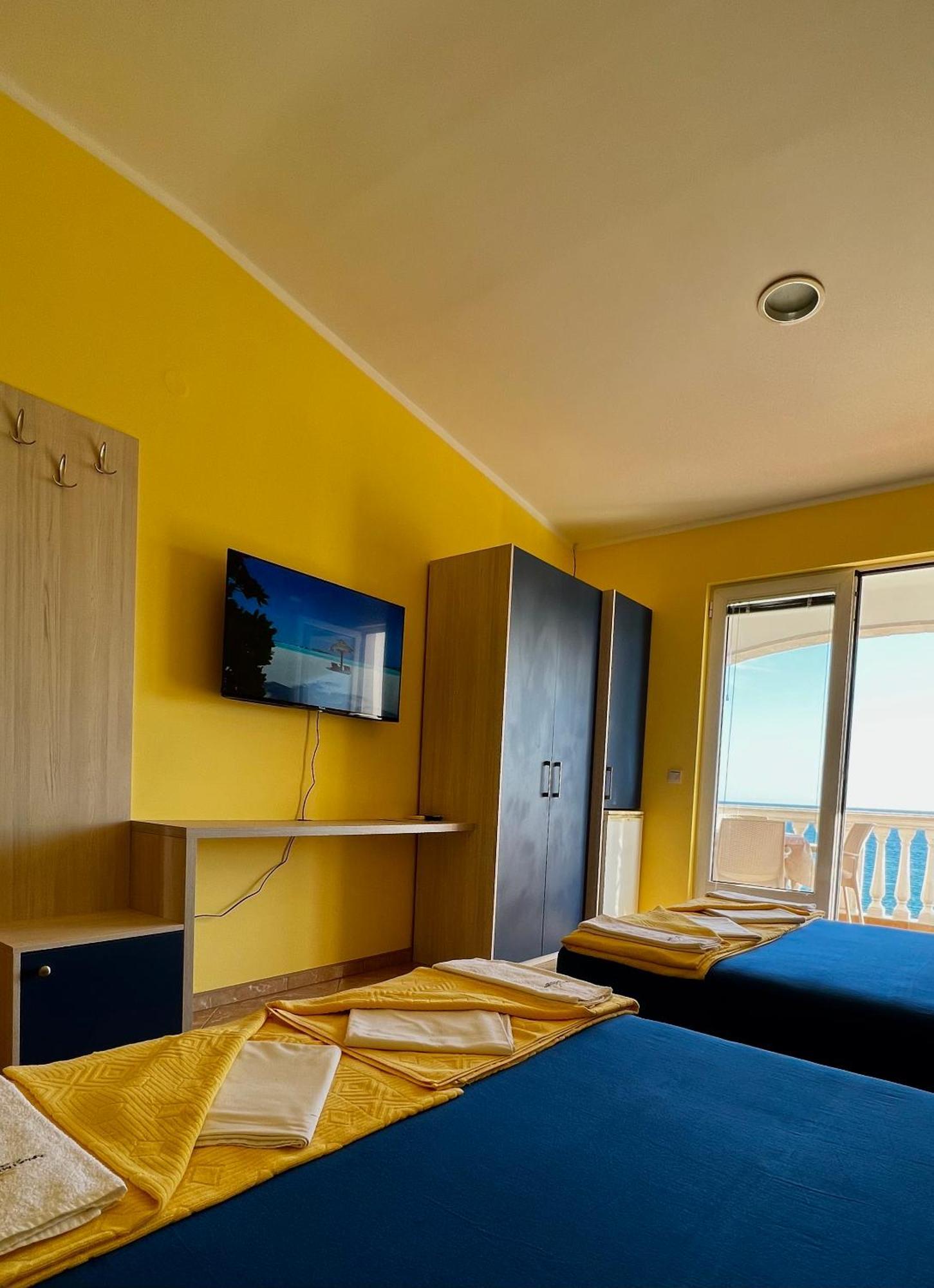 Apartmani Luksic Sutomore Buitenkant foto