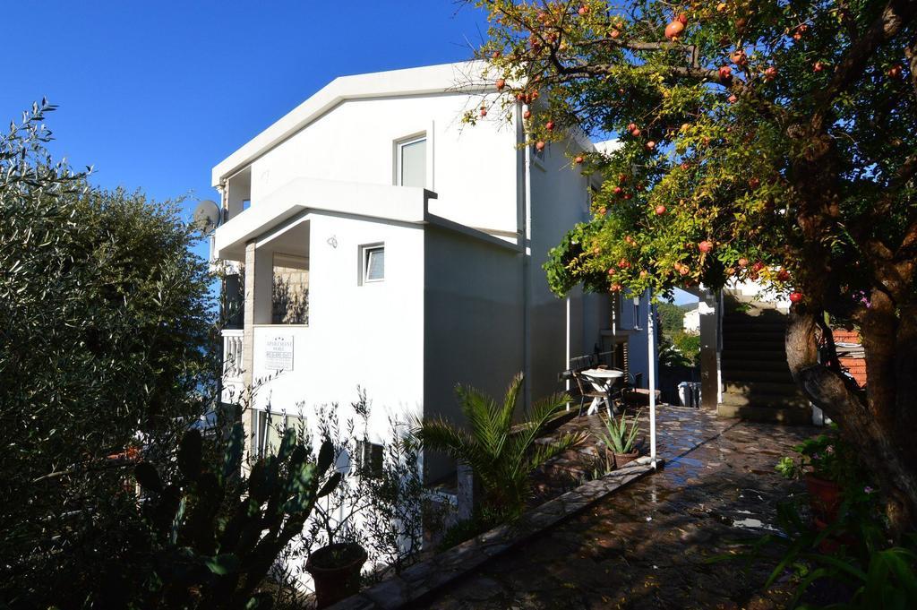 Apartmani Luksic Sutomore Buitenkant foto